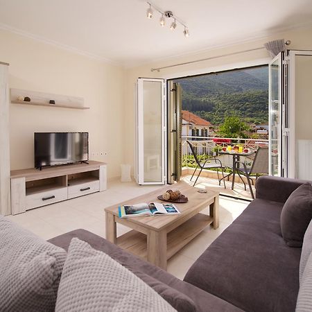 Marina'S Apartments Sami  Bagian luar foto